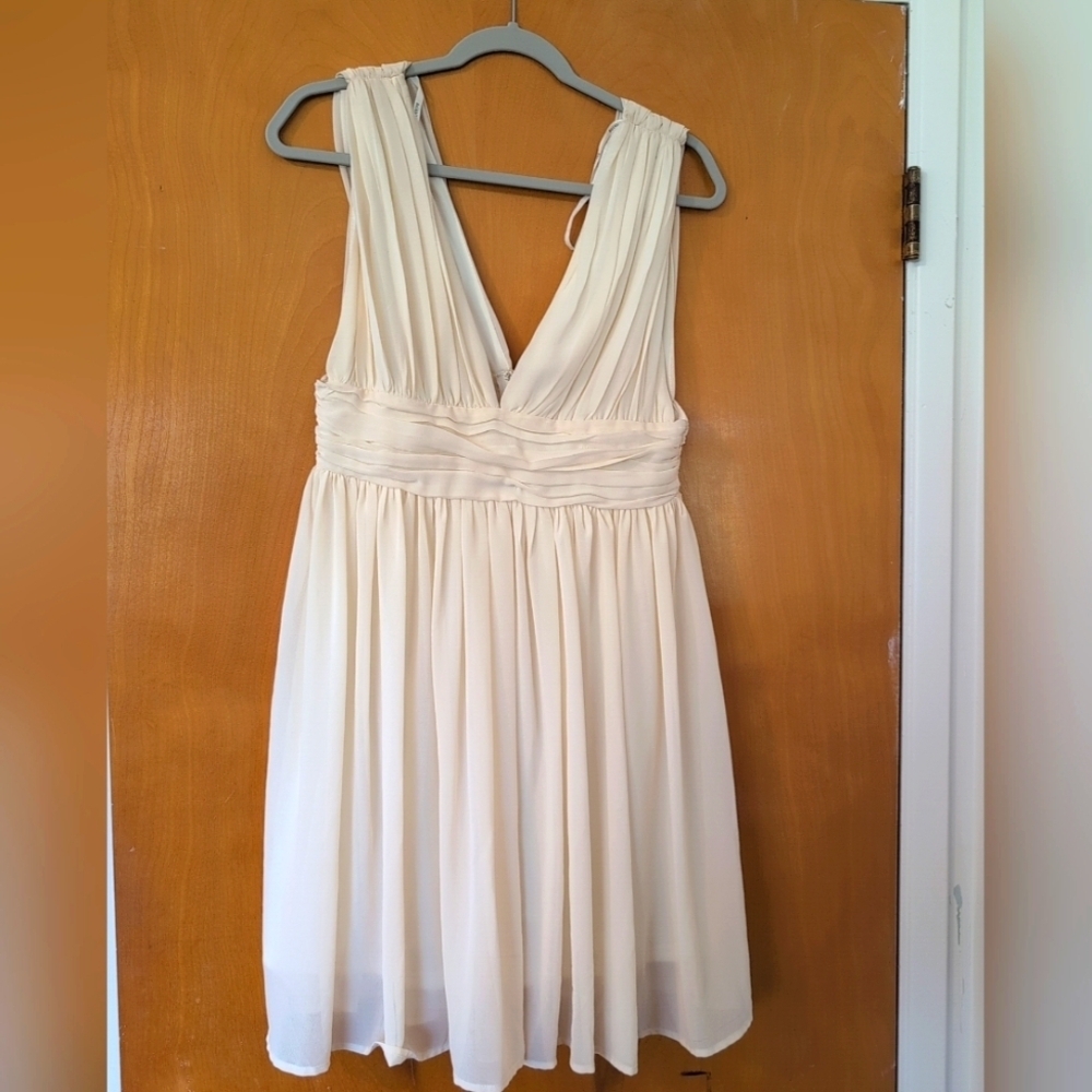 Soieblu Dress Large Ivory Sleeveless Chiffon Deep V Summer Party